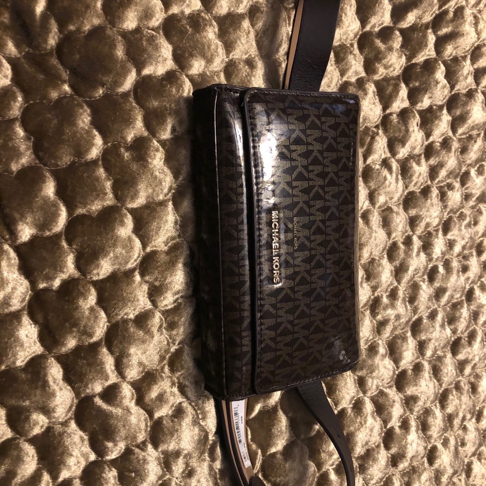 Micheal kors belt bag logo small/medium